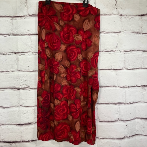 Sag Harbor Petite Red Roses Brown Long Skirt Faux Wrap Elastic Waist SZ PM EUC - Picture 1 of 7